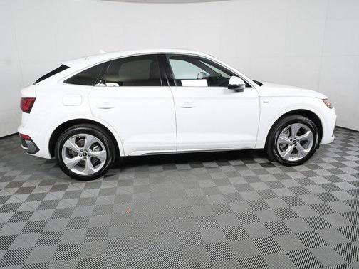 2023 Audi Q5 45 S line Premium