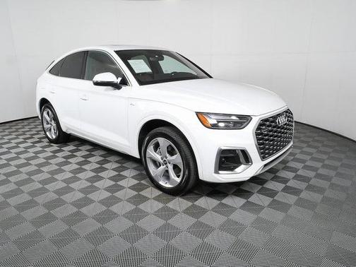 2023 Audi Q5 45 S line Premium