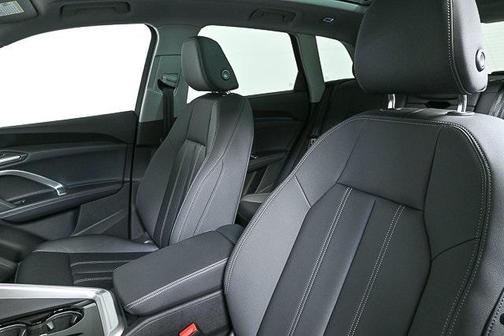 2025 Audi Q5 Premium