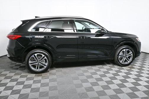 2025 Audi Q5 Premium