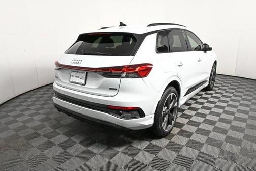 2024 Audi Q4 e-tron Premium Plus 55 quattro