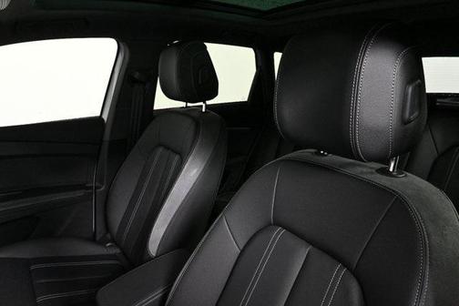 2024 Audi Q4 e-tron Premium Plus 55 quattro