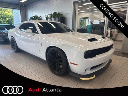 White Knuckle Clearcoat 2023 Dodge Challenger SRT Hellcat