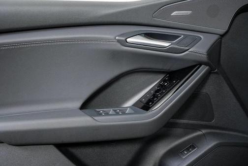 2025 Audi Q6 e-tron Prestige quattro