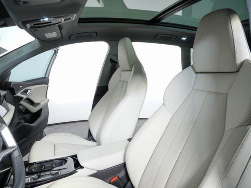 2025 Audi Q6 e-tron Premium Plus