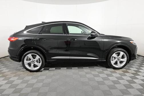 2025 Audi Q5 Premium Plus TFSI quattro S tronic