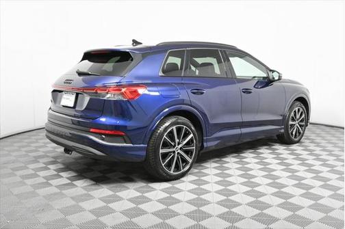 2025 Audi Q4 e-tron Premium 45 quattro