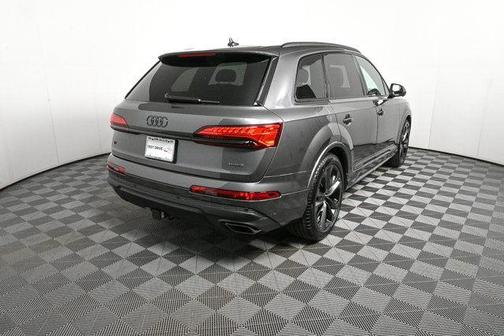 2026 Audi Q7 55 Premium Plus