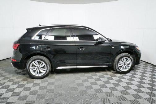 2024 Audi Q5 45 S line Premium