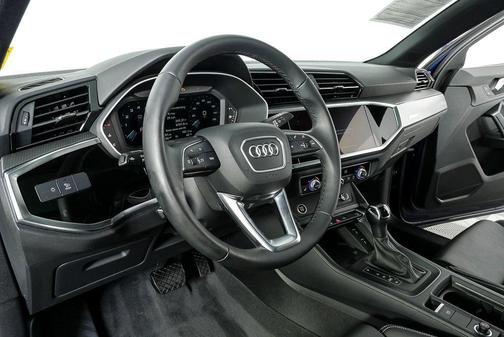 2024 Audi Q3 45 S line Premium Plus