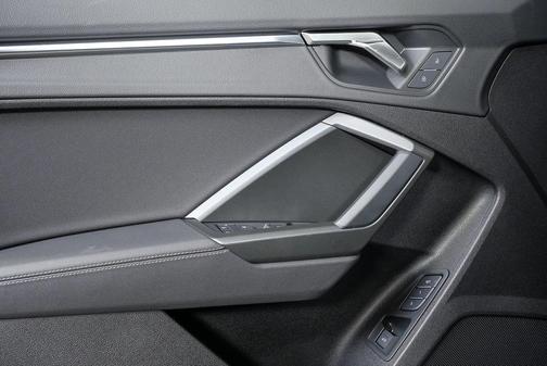 2024 Audi Q3 45 S line Premium Plus