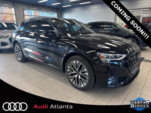 2024 Audi Q8 e-tron Premium Plus