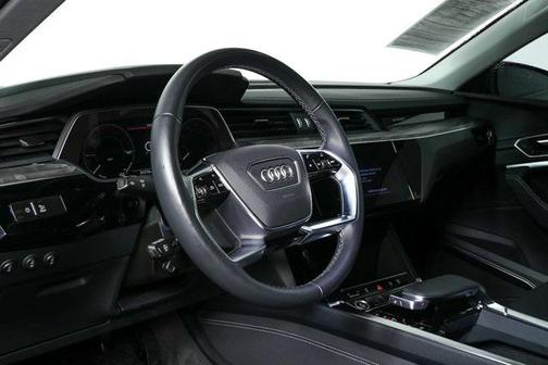 2024 Audi Q8 e-tron Premium Plus