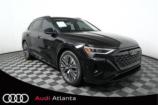 2024 Audi Q8 e-tron Premium Plus