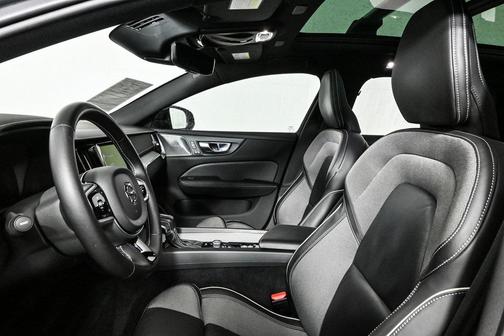 2021 Volvo V60 T5 R-Design