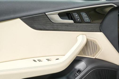 2023 Audi A4 40 Premium Plus