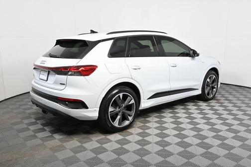 2024 Audi Q4 e-tron Prestige 55 quattro