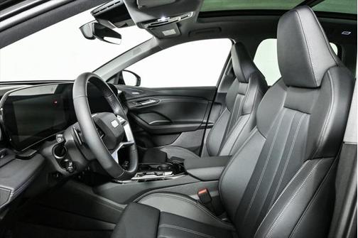 2025 Audi Q6 e-tron Prestige quattro