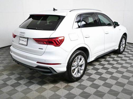 Glacier White Metallic 2024 Audi Q3 45 S line Premium Plus