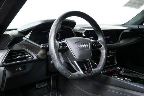 2023 Audi RS e-tron GT quattro