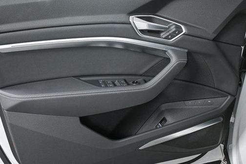 2022 Audi e-tron Sportback S line Premium Plus