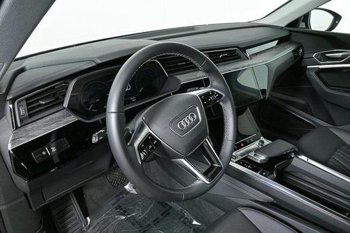 2022 Audi e-tron Sportback S line Premium Plus