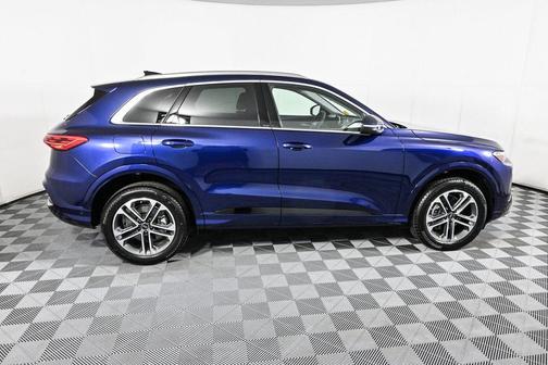 2025 Audi Q5 Premium