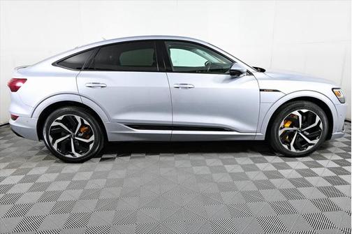 2022 Audi e-tron Sportback S line Premium Plus