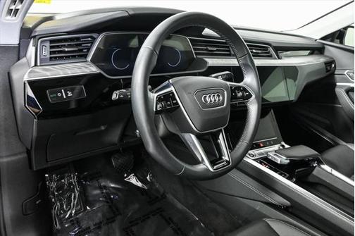 2022 Audi e-tron Sportback S line Premium Plus