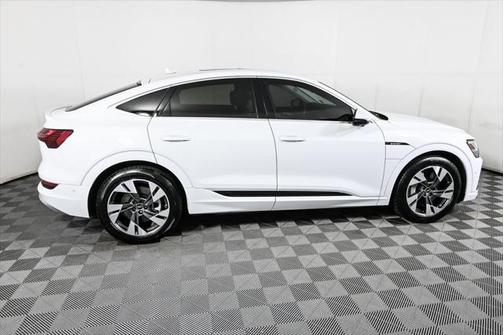 2022 Audi e-tron Sportback S line Premium Plus