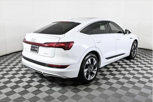 2022 Audi e-tron Sportback S line Premium Plus