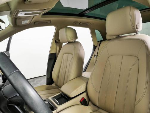 Daytona Gray Pearl 2022 Audi Q5 45 S line Premium