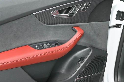 2025 Audi SQ8 4.0T Premium Plus