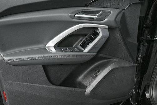 2025 Audi Q5 Premium