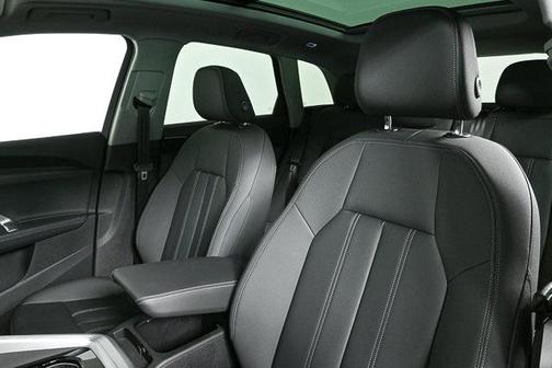 2025 Audi Q5 Premium
