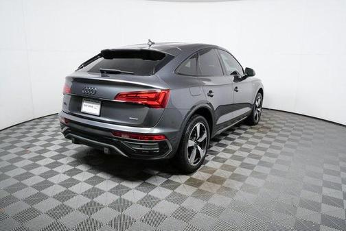 2022 Audi Q5 45 S line Premium Plus