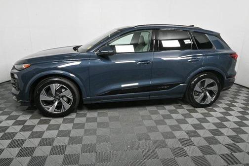 2025 Audi Q6 e-tron Prestige quattro