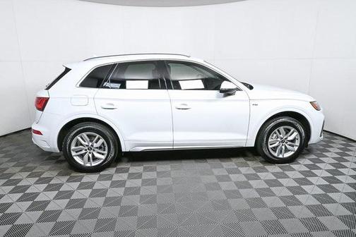 2023 Audi Q5 45 S line Premium