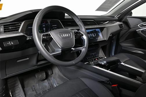 2023 Audi e-tron Premium Plus quattro