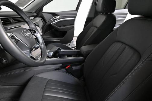 2023 Audi e-tron Premium Plus quattro