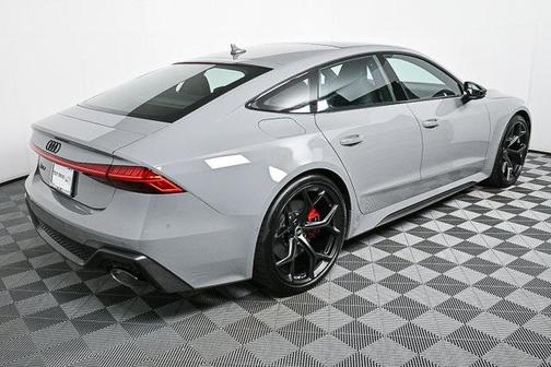 2025 Audi RS 7 4.0T Performance