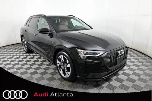 2022 Audi e-tron Premium