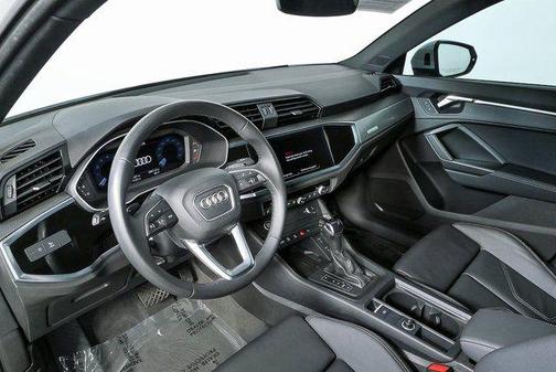 2023 Audi Q3 45 S line Premium Plus