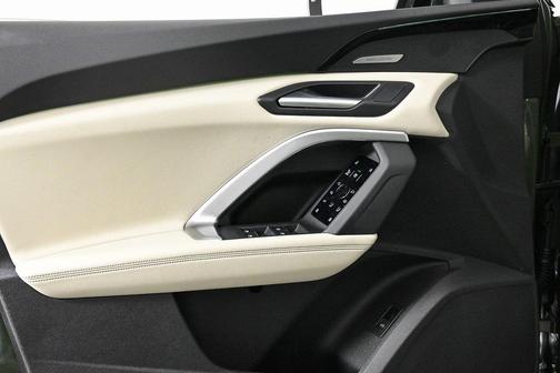 2025 Audi Q5 Sportback Premium Plus TFSI quattro S tronic