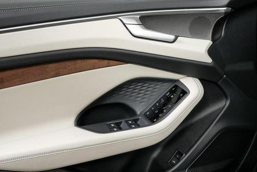 2026 Audi A6 Prestige quattro S tronic