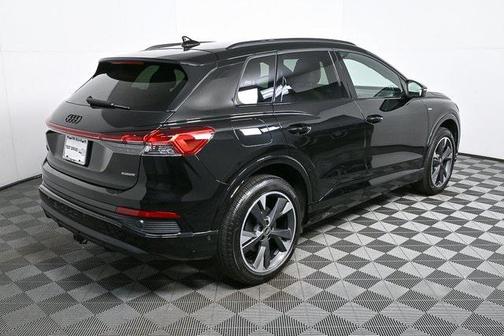 2024 Audi Q4 e-tron Prestige 50 quattro