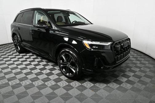 2025 Audi Q7 55 Premium Plus