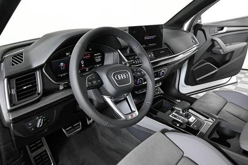 2025 Audi SQ5 3.0T Premium Plus