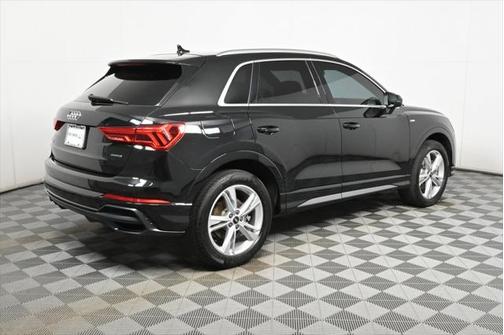 2022 Audi Q3 45 S line Premium Plus