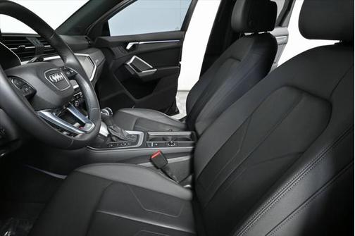 2022 Audi Q3 45 S line Premium Plus